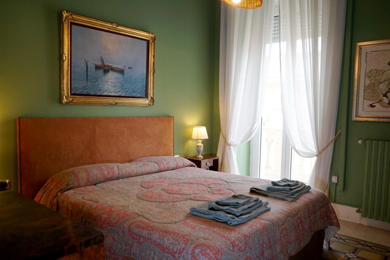 Appartamento Di Fronte Al Mare By Apulia Accommodation Bari Kültér fotó